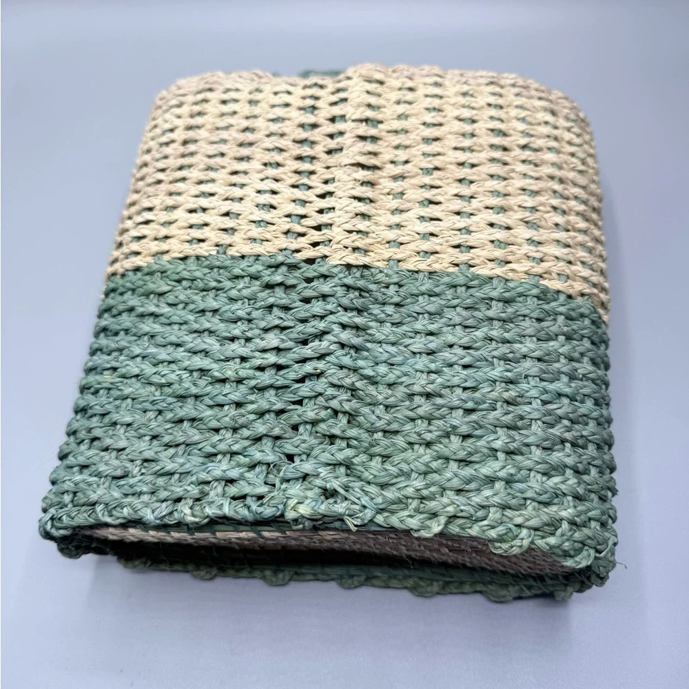 👜 KAANAS Woven Straw Handbag – Sage Green & Natural – Summer Resort Bag - Picture 2 of 6
